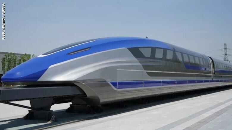 كشفت الصين عن نموذج أولي لقطار يعمل بتقنية التعليق المغناطيسي، وادعت أنها ستكون قادرة على السفر بسرعة 600 كيلومتر في الساعة في مايو من عام 2019